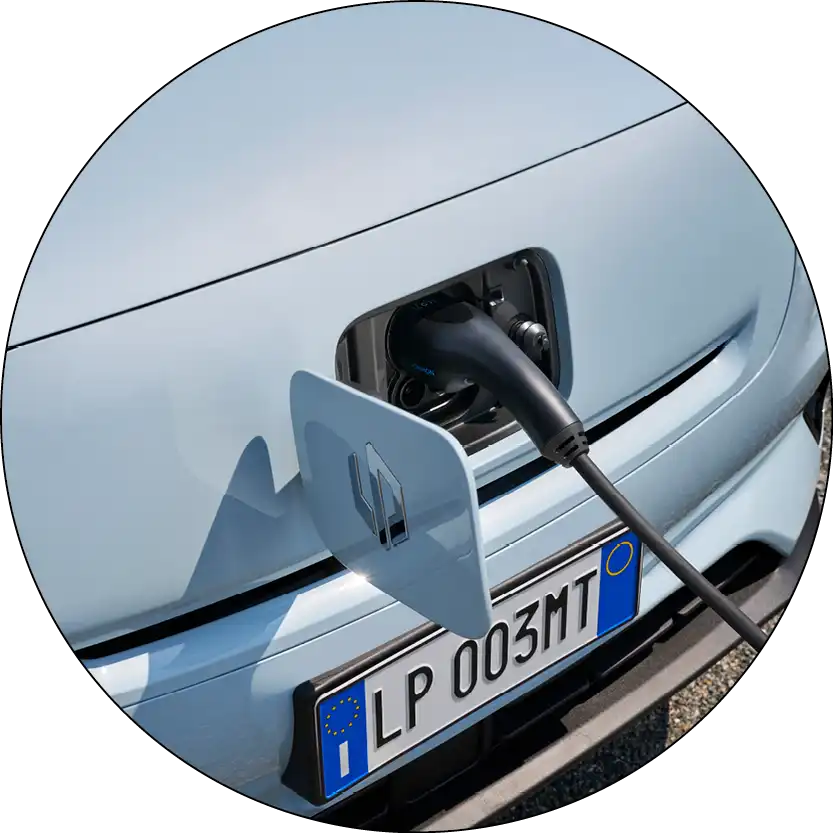 Der Leapmotor T03 wird per Ladekabel geladen